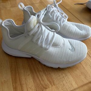 Women’s Nike Air Presto Sneakers | White | Size 8